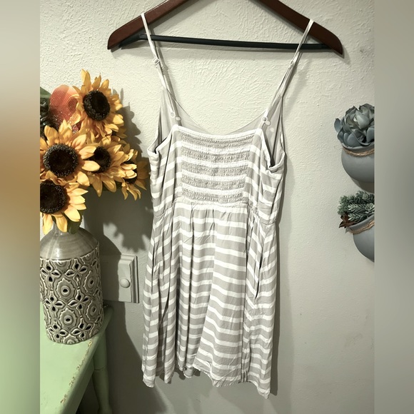 LC Lauren Conrad Sundress - Picture 3 of 5